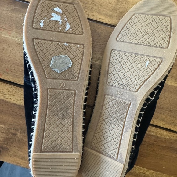Tory Burch Velvet Chain Logo Espadrille Flats Size 6 NWOT - Picture 5 of 6
